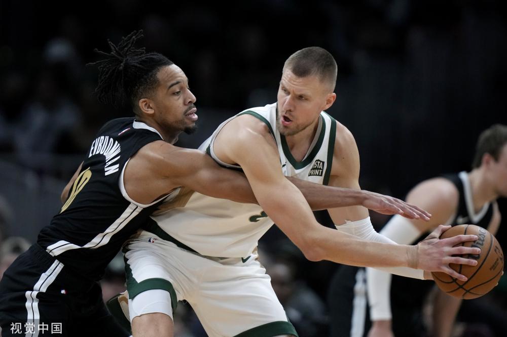 姆巴佩年仅 姆巴佩年仅